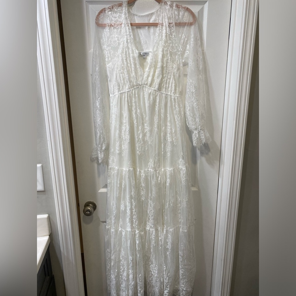 EUC XL Baltic Born White Lace Dress